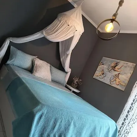 στον εύοσμο *